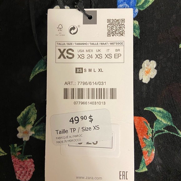 NWT 🍓 Cutest Zara Printed Mini Dress with Ruffles and Summer Berries 🫐 - Picture 7 of 7